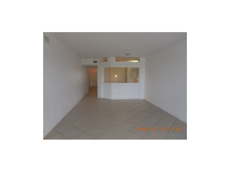 10730 Northwest 66th St, Doral, FL 33178