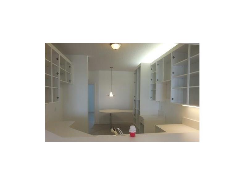 10730 Northwest 66th St, Doral, FL 33178