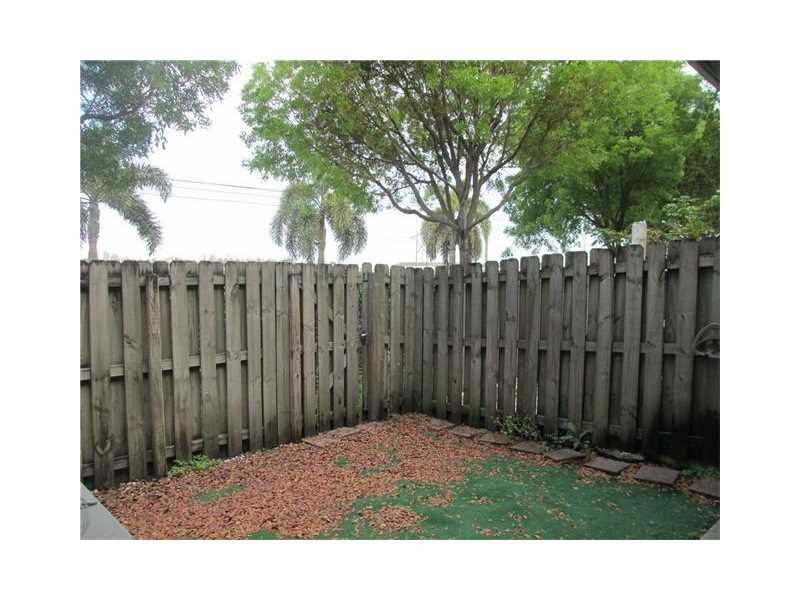 8301 Northwest 107th Ct, Doral, FL 33178