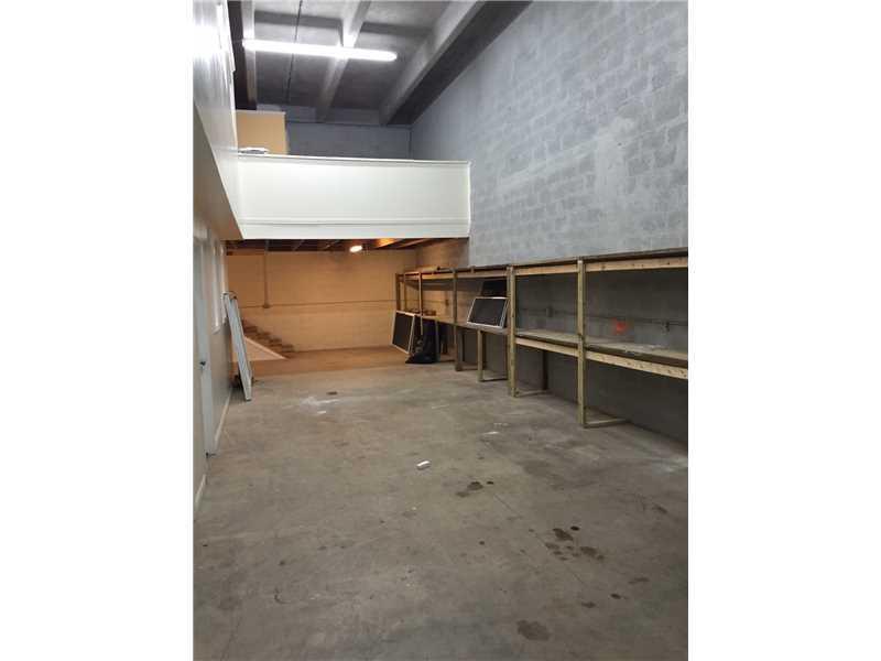 10680 Northwest 123 RD, Medley, FL 33178