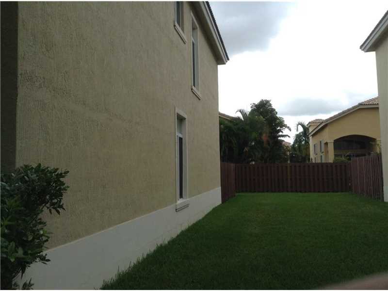 11226 Northwest 56th St, Doral, FL 33178