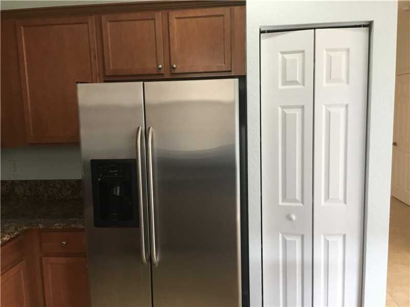 8794 Northwest 112 PL, Doral, FL 33178