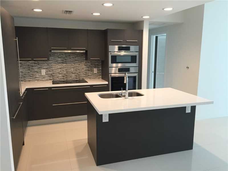 7751 Northwest 107 AVE, Doral, FL 33178