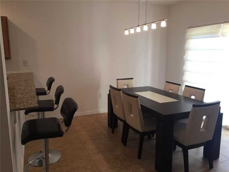 10800 Northwest 88th Ter, Doral, FL 33178