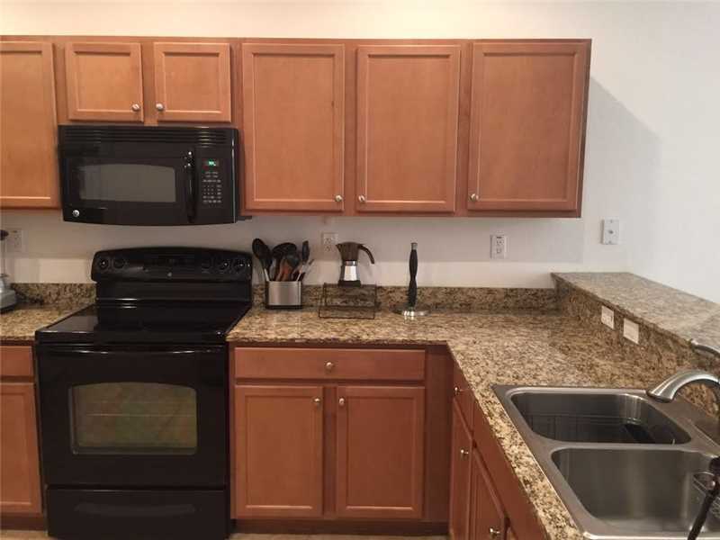 10800 Northwest 88th Ter, Doral, FL 33178