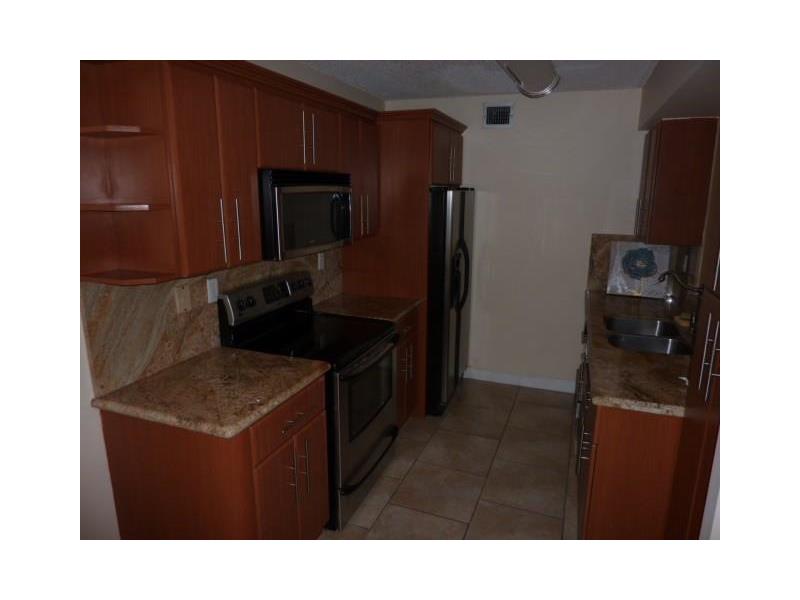 4731 Northwest 97th Ct, Doral, FL 33178