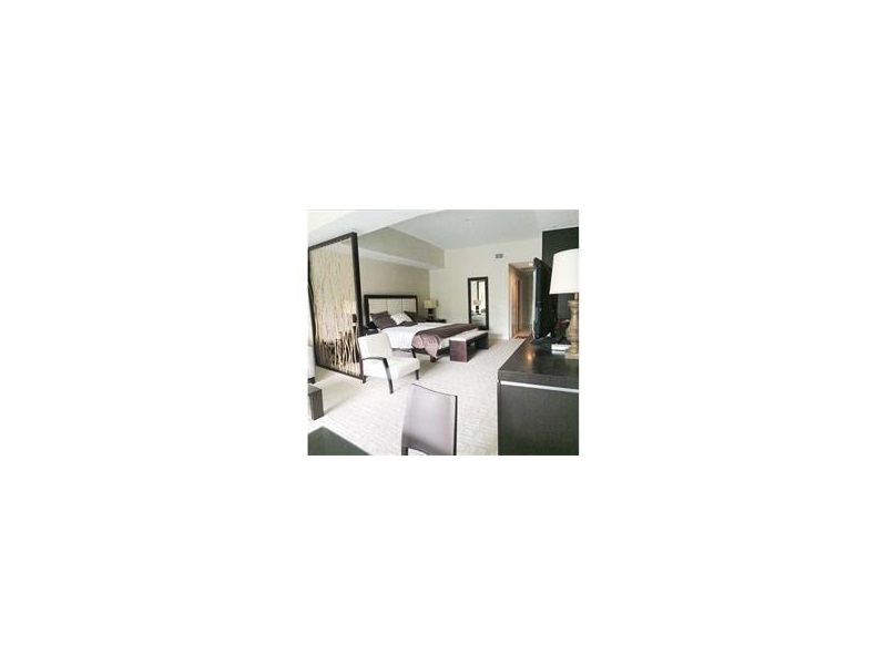 5300 Northwest 87th Ave, Doral, FL 33178