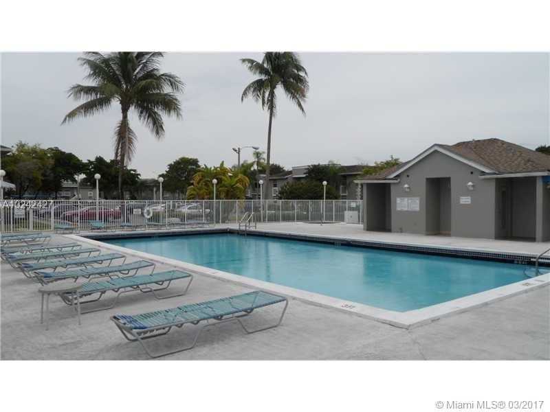 455 Northeast 210th Cir Ter, Miami, FL 33179