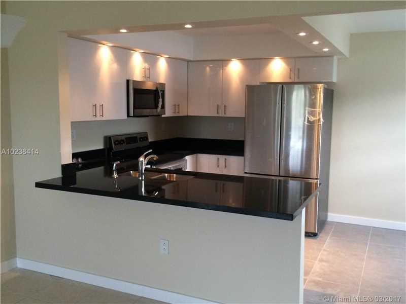 442 Northeast 210th Cir Ter, Miami, FL 33179