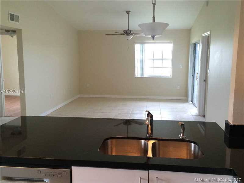 442 Northeast 210th Cir Ter, Miami, FL 33179