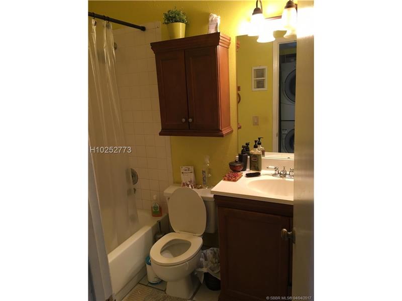 20825 Northeast 8th Ct, Miami, FL 33179