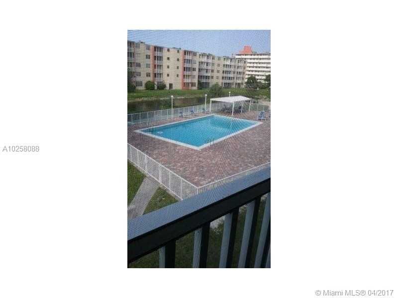 1710 Northeast 191st St, Miami, FL 33179