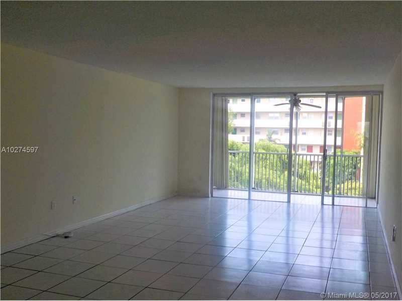 1670 Northeast 191st St, North Miami Beach, FL 33179