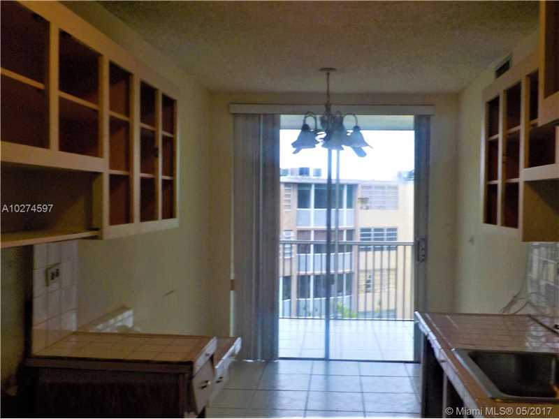 1670 Northeast 191st St, North Miami Beach, FL 33179