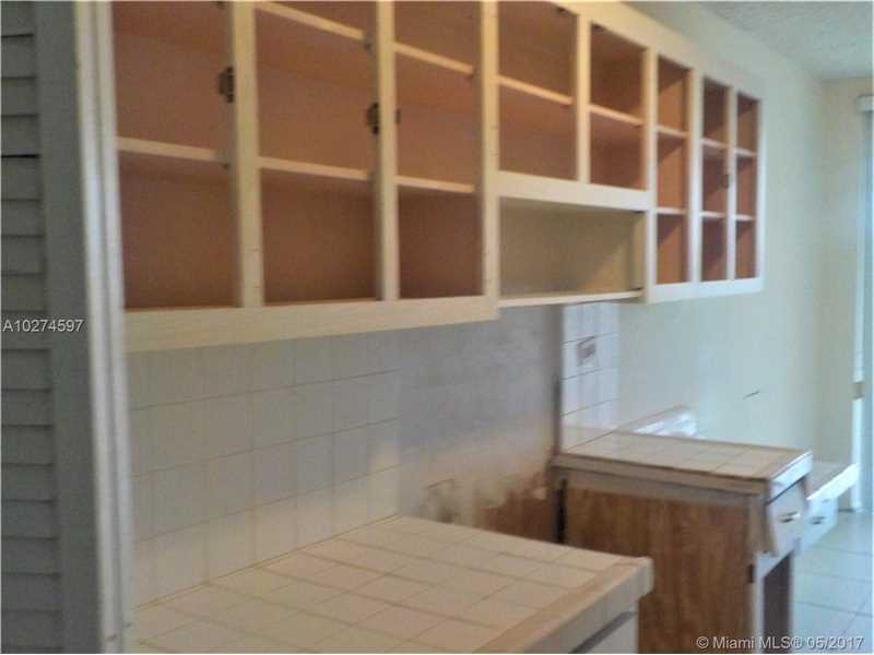 1670 Northeast 191st St, North Miami Beach, FL 33179
