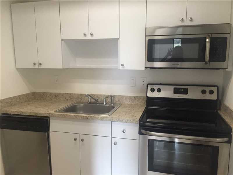 20761 Northeast 4th Pl, Miami, FL 33179