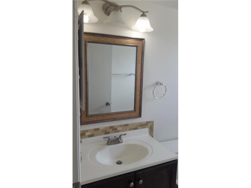 20800 Northeast 8th Ct, Miami, FL 33179
