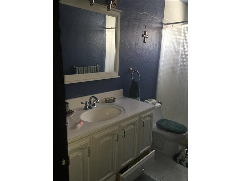 337Ives Dairy Rd, Miami, FL 33179