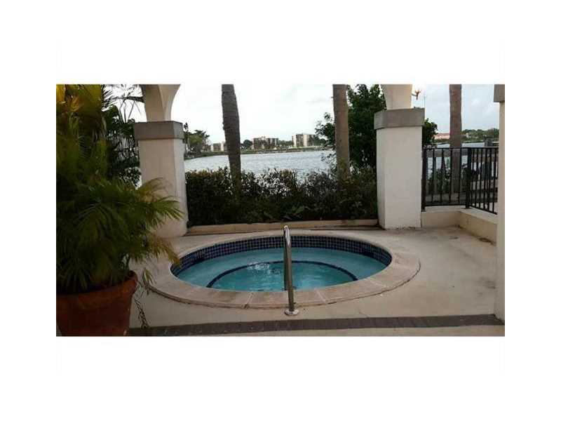 339IVES DAIRY RD, Miami, FL 33179