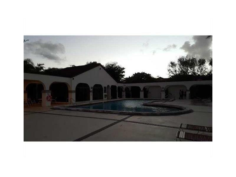339IVES DAIRY RD, Miami, FL 33179