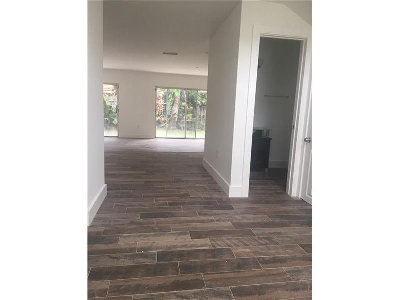 20025 Northeast 6th Court Cir, Miami, FL 33179