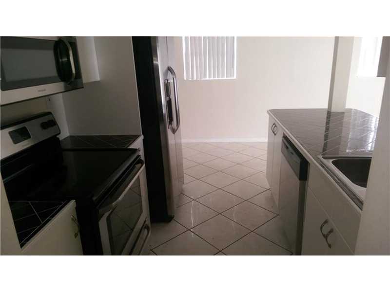 1020 Northeast 213th Ter, Miami, FL 33179