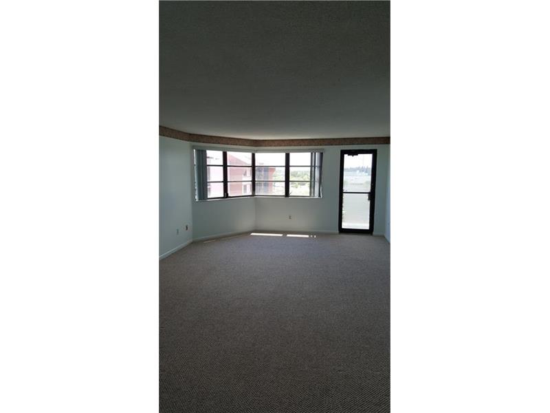 20840San Simeon Way, Miami, FL 33179
