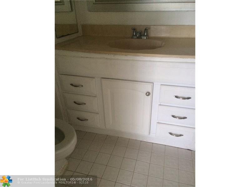 434 NE 210th Circle Ter 105-4A, Miami, FL 33179