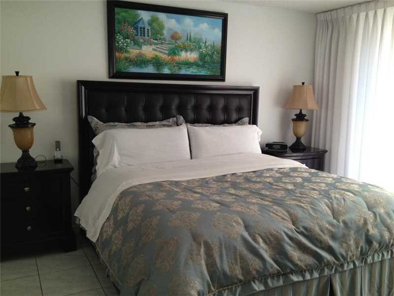 1200 Northeast Miami Gardens Dr, Miami, FL 33179