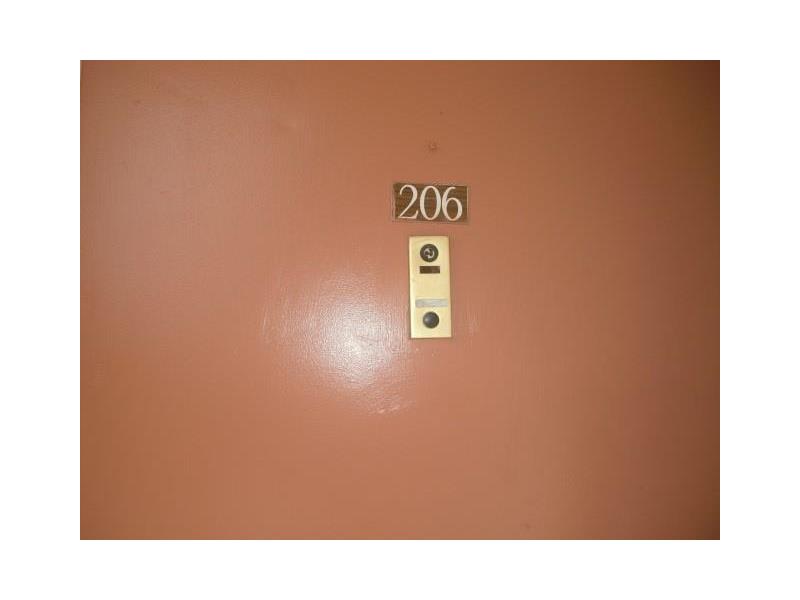 861 Northeast 209th Ter, Miami, FL 33179