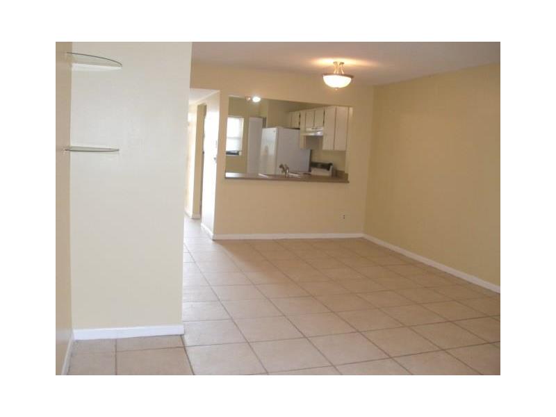 861 Northeast 209th Ter, Miami, FL 33179
