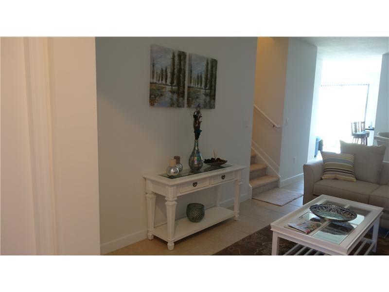 333 Northeast 194 LANE, Miami, FL 33179