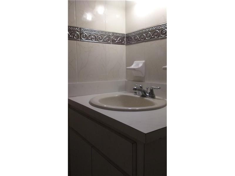 135 NE 202nd Ter N14, Miami Gardens, FL 33179