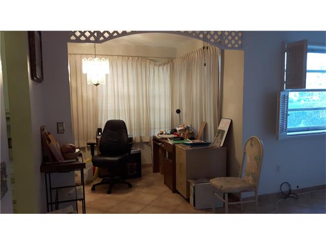 19001 NE 2ND AVE #1401, Miami, FL 33179