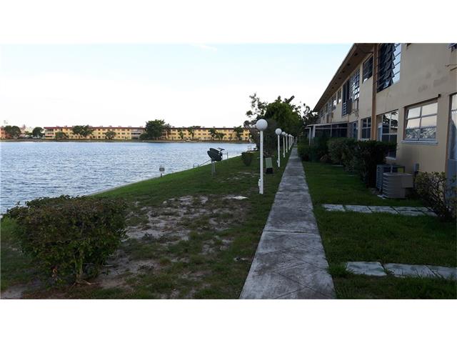 19001 NE 2ND AVE #1401, Miami, FL 33179