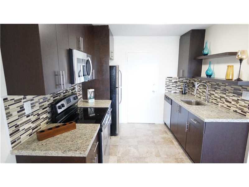 800 Northeast 195th St, Miami, FL 33179