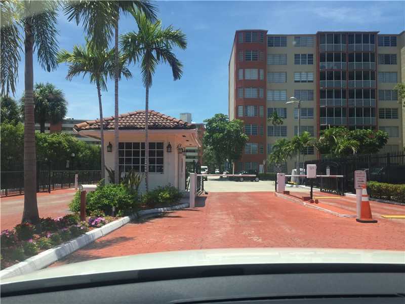 1660 Northeast 191st St, North Miami Beach, FL 33179