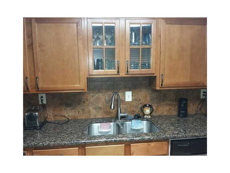 1601 Northeast 191st St, North Miami Beach, FL 33179