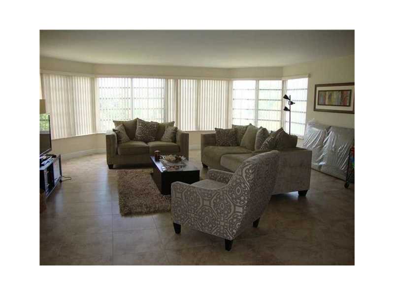 1601 Northeast 191st St, North Miami Beach, FL 33179