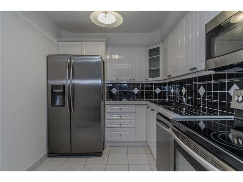 20379 West Country Club Dr, Aventura, FL 33180