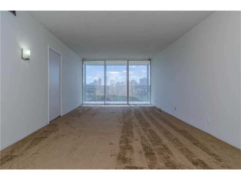 20379 West Country Club Dr, Aventura, FL 33180