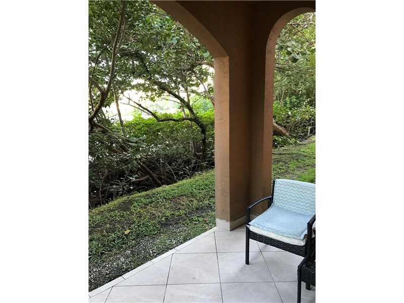 19655 East Country Club Dr, Aventura, FL 33180