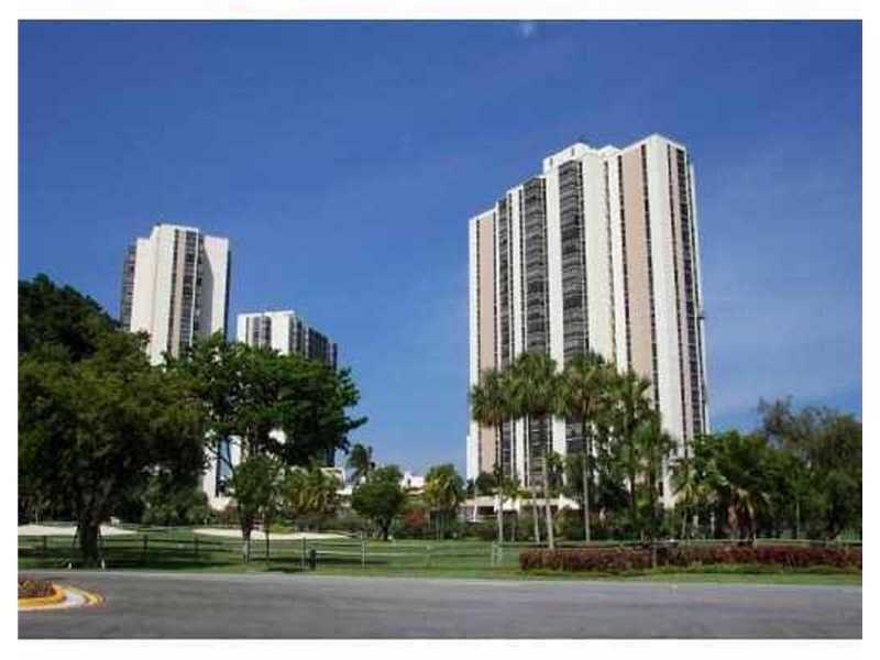 20335 West Country Club Dr, Aventura, FL 33180