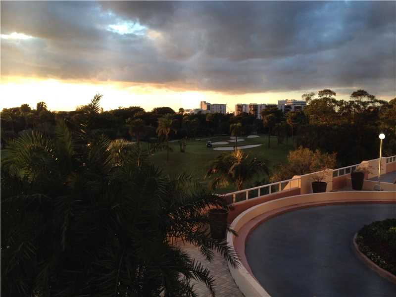 20335 West Country Club Dr, Aventura, FL 33180