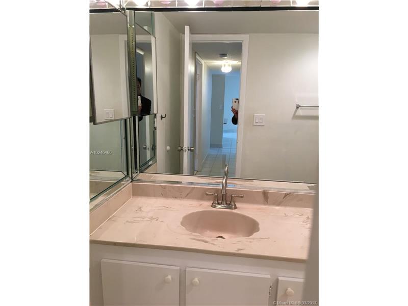 20441 Northeast 30th Ave, Aventura, FL 33180