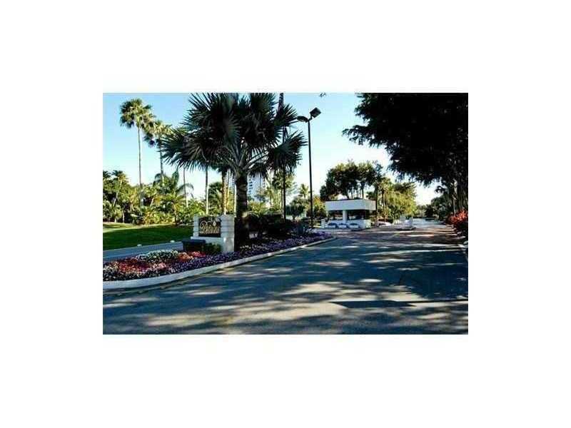 20355 Northeast 34th Ct, Aventura, FL 33180
