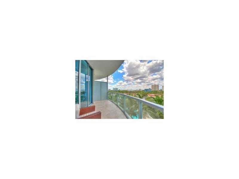 3029 Northeast 188th St, Aventura, FL 33180