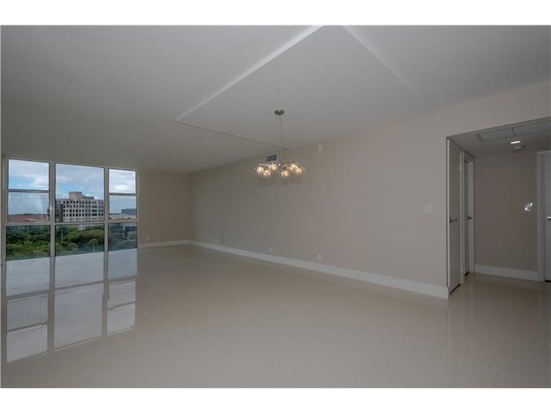 20335 West Country Club Dr, Aventura, FL 33180