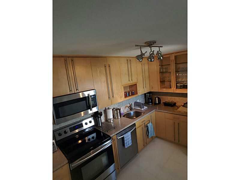 3401 North COUNTRY CLUB DR, Aventura, FL 33180