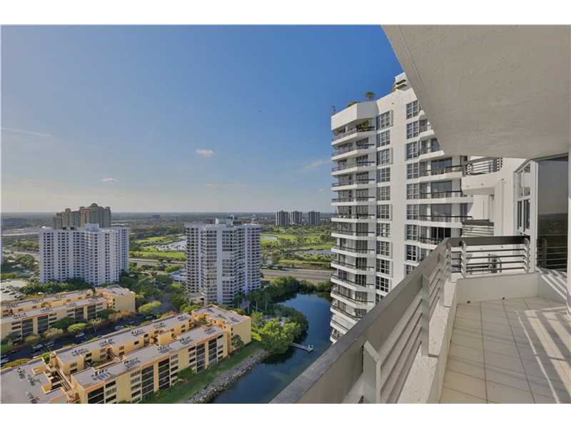 3530Mystic Pointe Dr, Aventura, FL 33180